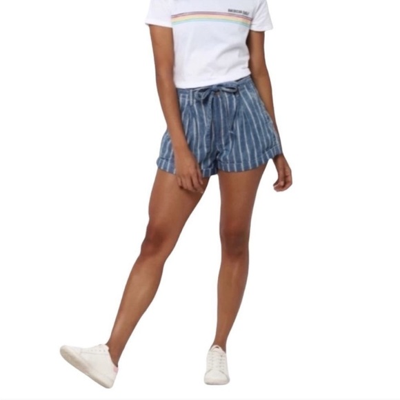 American Eagle Outfitters Pants - American Eagle High Waist Paperbag Denim Jean Short Size 8 Y2K Preppy Retro